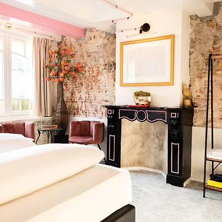 Vandrerhjem Will & Tate Haag