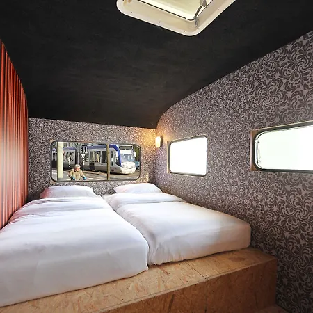 Will & Tate Hostel *