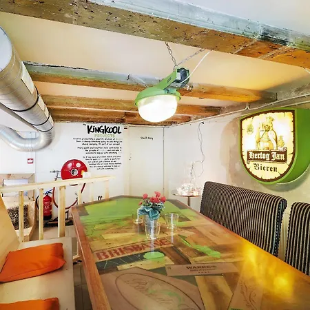 Will & Tate Hostel *