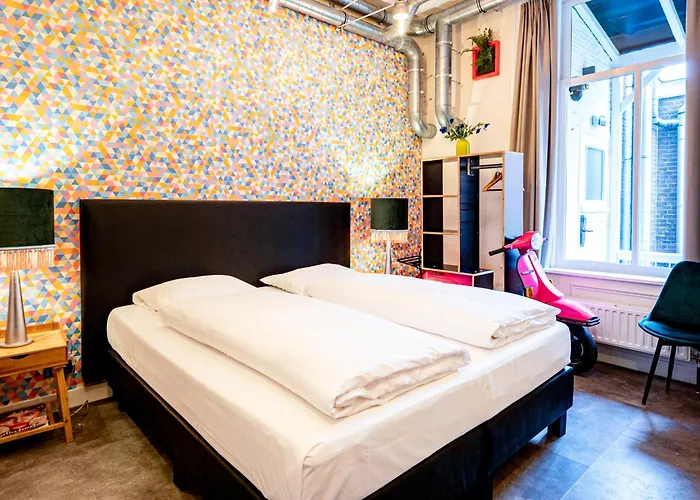 Will & Tate Hostel Haag