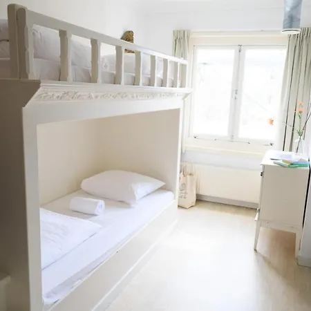 Will & Tate Hostel